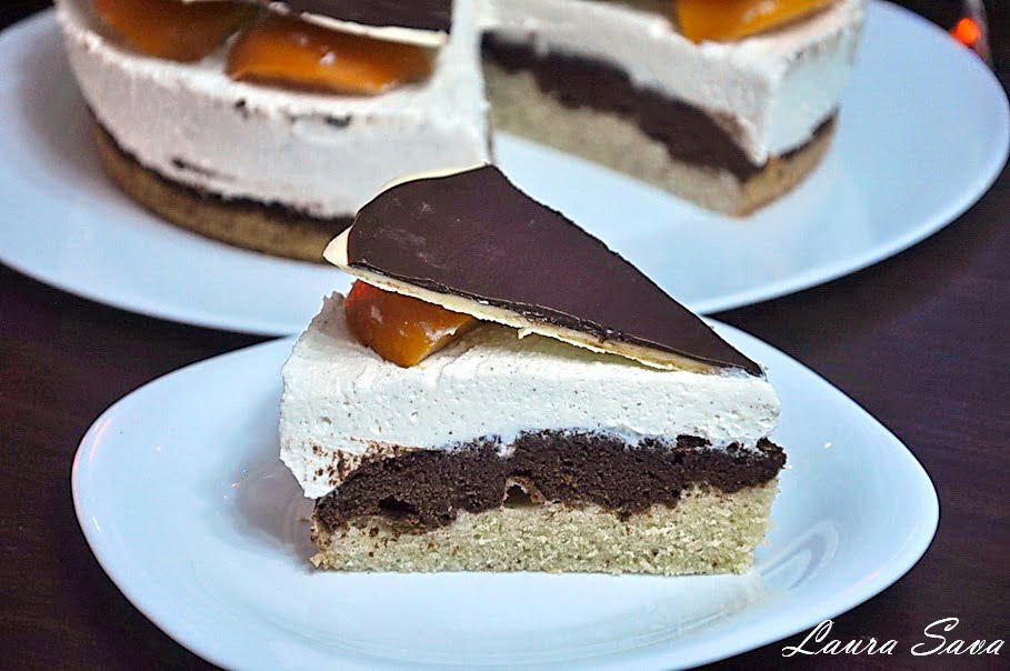 Tort cu crema de branza dulce