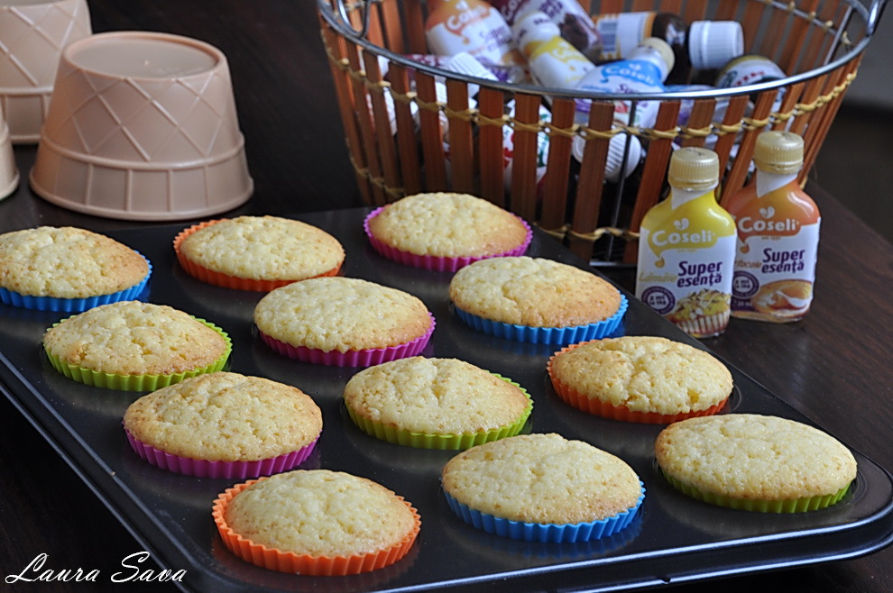 cupcakes-cu-lamaie-si-iaurt_01