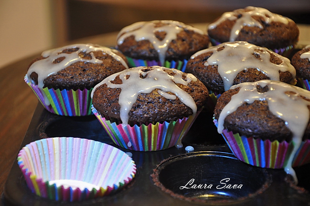 briose-de-turta-dulce-cu-ciocolata_02