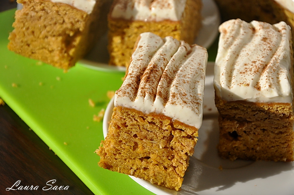 prajitura-cu-dovleac-si-crema-de-branza